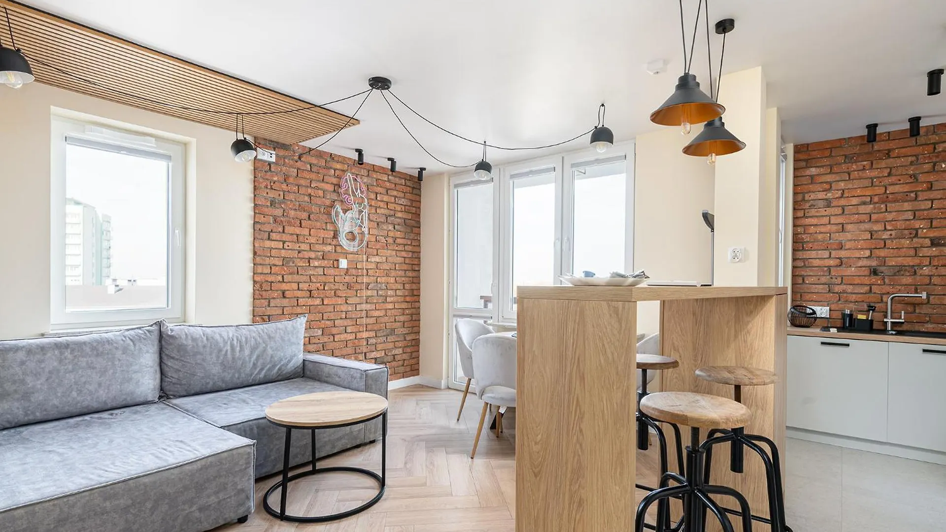 Rentplanet - Apartament Solec Warszawa